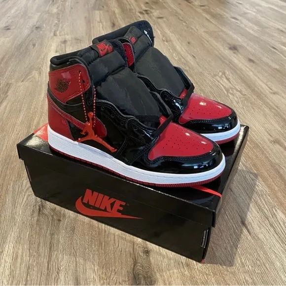 New!! Jordan 1 High Retro Patent Bred Men’s 8/Women’s 9.5 - Picture 2 of 4